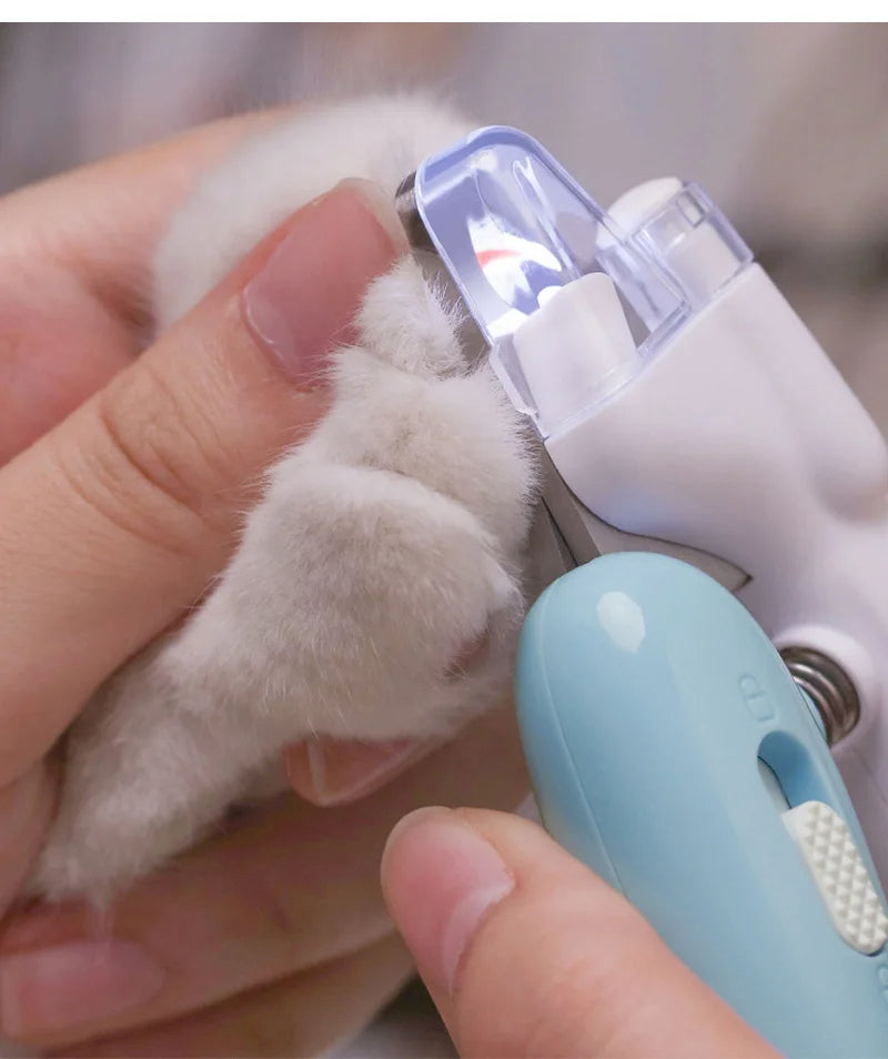 Dog &amp; Cat Nail Clippers – Safer Trimming with LED Light