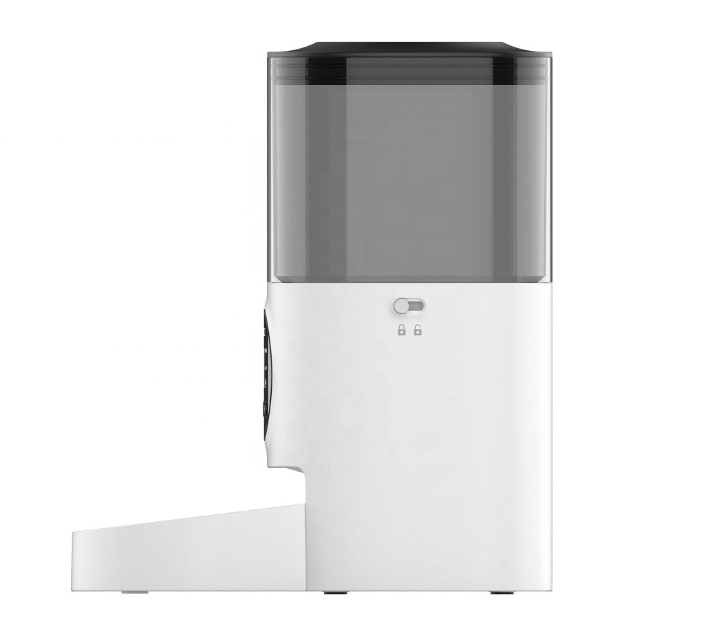 Happy Tummies, On Time: Smart WIFI Pet Feeder